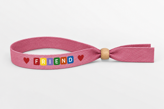 Bracelet en tissu de bambou rose avec impression couleur et fermoir en bois