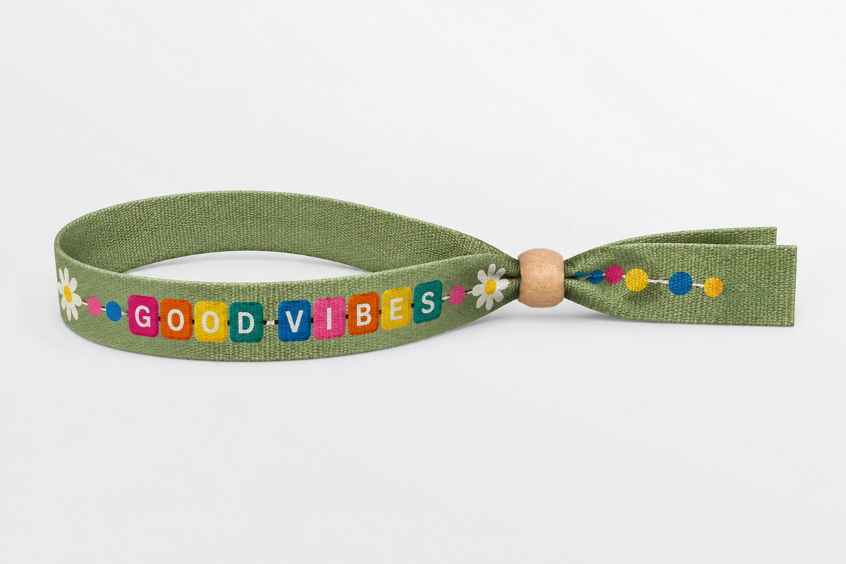 Bracelet en coton vert avec impression colorée Good Vibes
