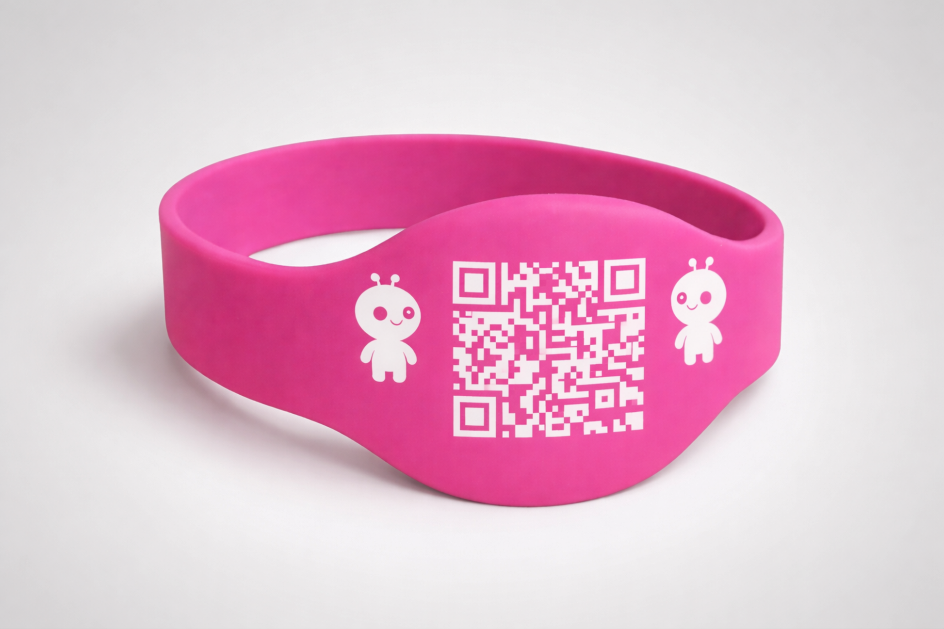 Silicone wristband with advanced RFID and QR-code from JM Band®